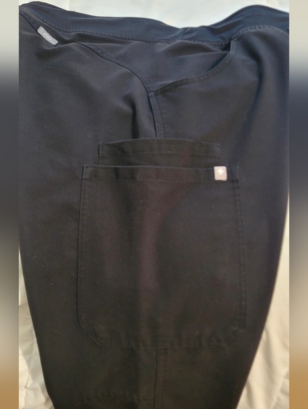 Black, Kade Cargo Scrub Pants, Medium Tall - Picture 11 of 13